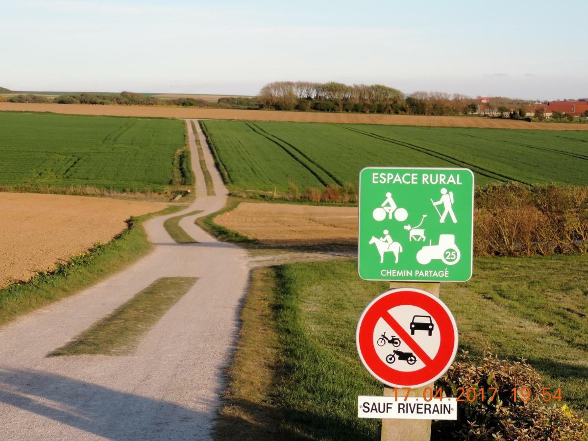 Bed and Breakfast Ferme Des 4 Vents Audinghen Exterior foto